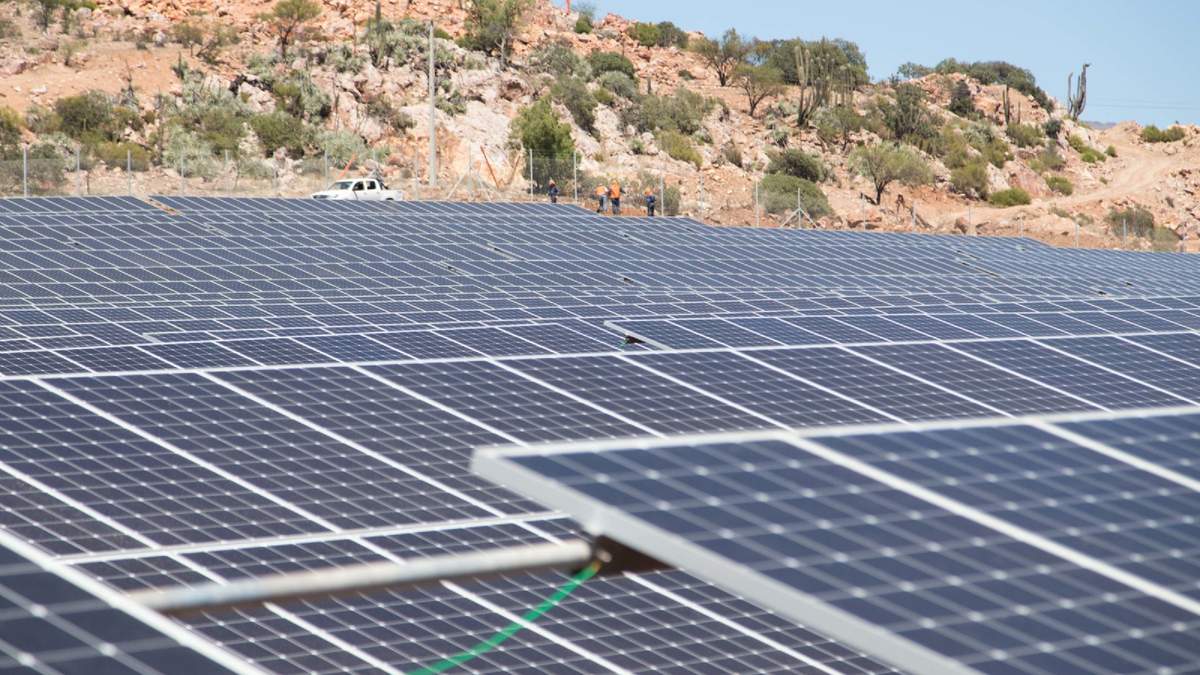 Este año se inaugurara el parque solar El Alamito, uno de los proyectos para la producción de energías renovables. Fuente: (Twitter)