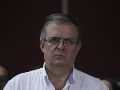 TEPJF ordena a Morena publicar escrito de demanda de Ebrard contra el proceso interno