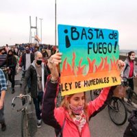 Cortaron el puente Rosario-Victoria por los incendios en el delta del Paraná