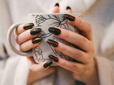 Nail Art para uñas cortas: 12 diseños minimalistas que vas a querer probar este otoño-invierno