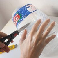 No tires esto del bidón de agua vacío: así de útil es para organizar cosas en tu hogar