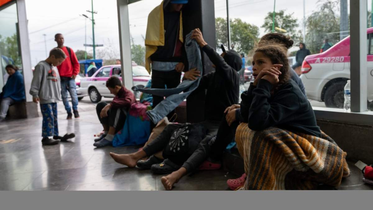Migrantes venezolanos quedan varados en la Ciudad de México ante el nuevo marco migratorio de Estados Unidos