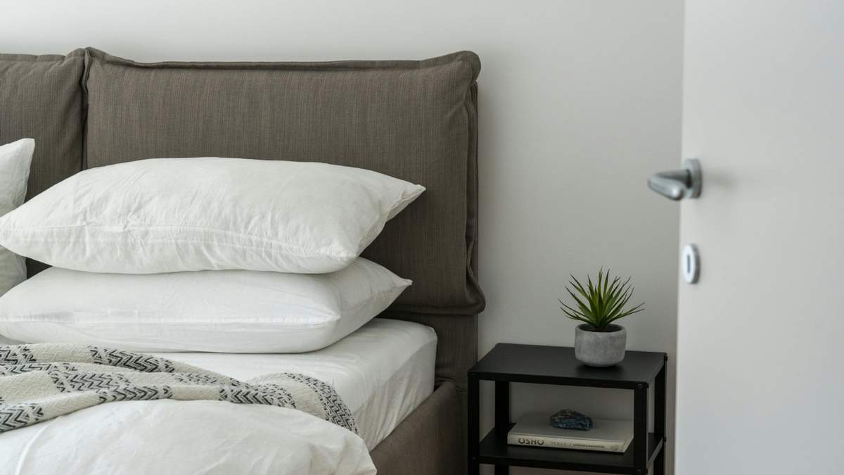 Logra tener tus almohadas relucientes con estos trucos.