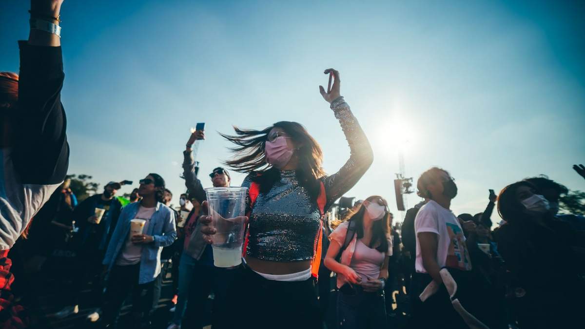 Intensa fiesta del Corona Capital 2021 en cada rincón