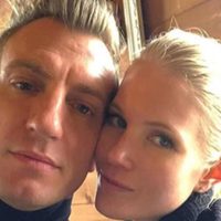 ¡Escándalo! La novia de Maxi López y un mensaje irónico con dedicatoria. ¿Para Wanda?