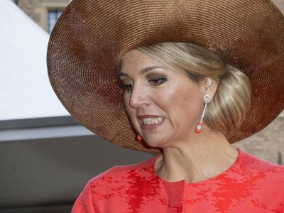 No puede ser ella: la imagen irreconocible de la Reina Máxima