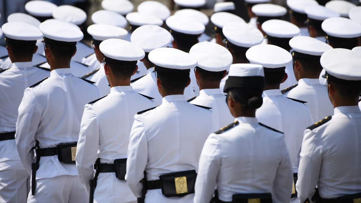Cadetes navales. Denuncia de tortura