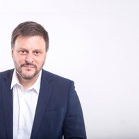 Santoro convocó a "peronistas, radicales, independientes y liberales"
