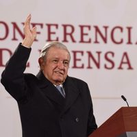 AMLO truena por reportaje sobre la “vida de lujo” de su hijo José Ramón en Houston