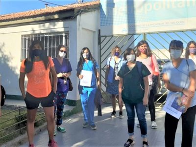 Rechazan “barreras burocráticas” contra beneficiarios de programas sociales