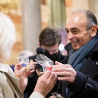 El ultraderechista Éric Zemmour oficializa su candidatura para "salvar" Francia
