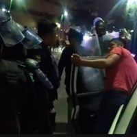 Desalojan con gases lacrimógenos a exempleados del ayuntamiento de Chenalhó