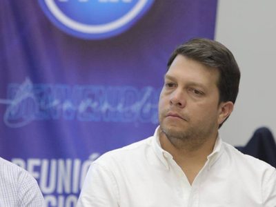 “Son muy hipócritas”: AMLO exhibe a Luis Cantú dando la bienvenida al PAN a la regidora de Reynosa