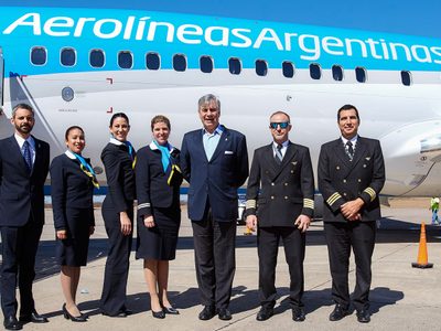 Aerolíneas Argentinas suspendió a casi 8 mil trabajadores