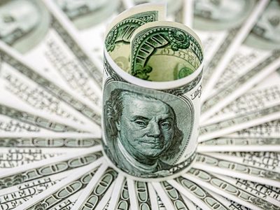 El dólar al borde de los $1500 en otra semana donde se espera alta volatilidad
