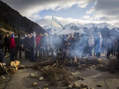 Villa Mascardi: un vecino filmó los "destrozos" y "saqueos" de los ocupantes ilegales