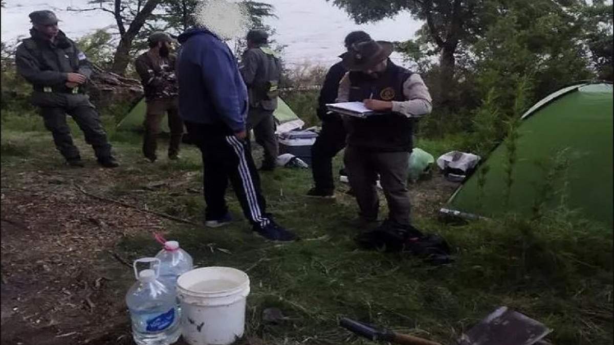 Los infractores fueron sorprendidos por guardaparques y efectivos de Gendarmería. Fuente: (RSM)