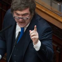 Alerta roja en la Rosada: la confianza en el Gobierno de Milei cae a su nivel más bajo