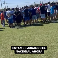 Se viralizó un video de la apretada de la barra a los jugadores del Tomba