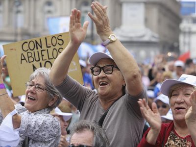 ¡Jubilaciones, pensiones y AUH! El Gobierno decretaría un nuevo aumento en junio