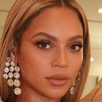 ¡De infarto! Beyoncé se fotografió con los leggins más apretados y ¡las marcó completas!