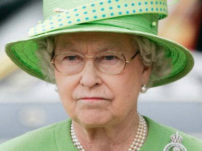 El mensaje equivocado de la reina Isabel II: seis minutos online