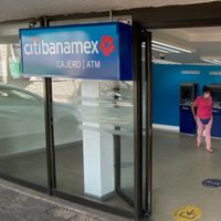 Citigroup pone a la venta Banamex