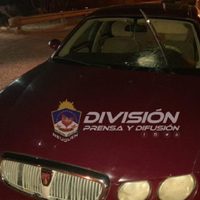 Tiraban piedras contra los autos y uno de ellos terminó preso