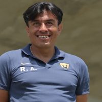 Pumas anuncia como técnico interino a Raúl Alpizar, señalado por corrupción en divisiones infantiles