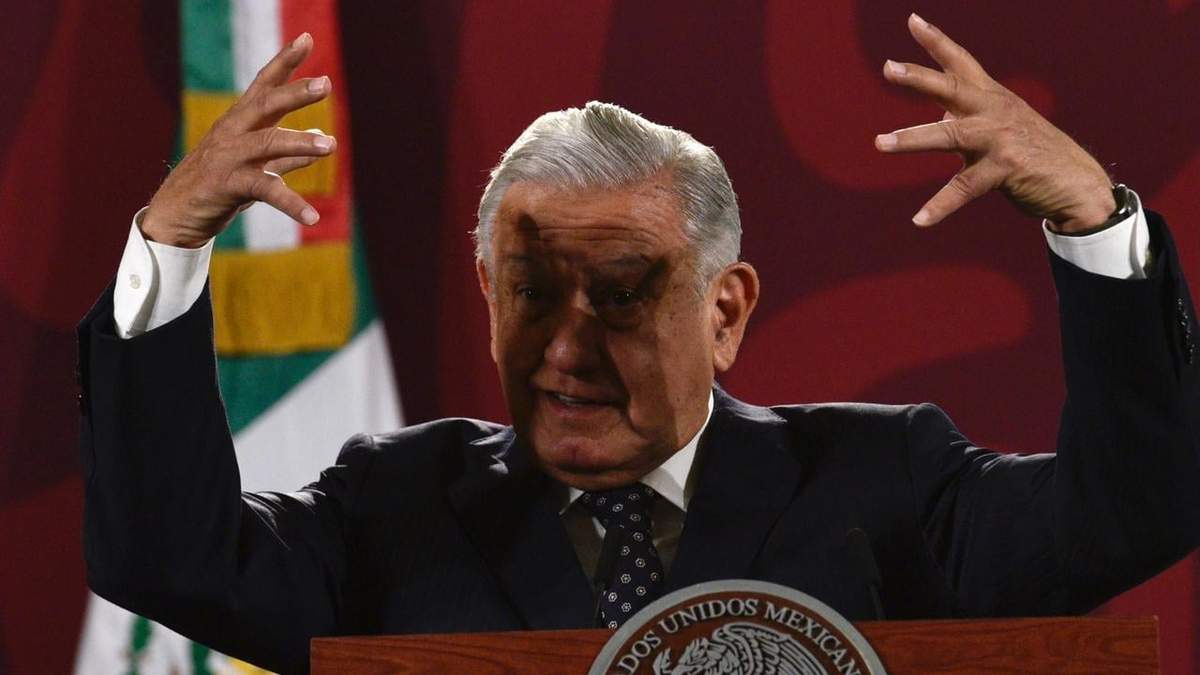 El presidente durante la conferencia matutina