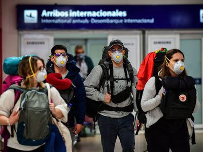 Coronavirus: la Justicia rechazó las denuncias de los gastronómicos y los argentinos en el exterior