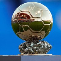 Pelean mano a mano: los dos favoritos para quedarse con el Balón de Oro