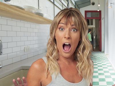 Cocina integrada y frases en las paredes: así decoró Dani La Chepi su residencia familiar