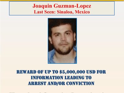 El hijo de El Chapo acuerda con fiscales y se declara culpable en EE.UU.