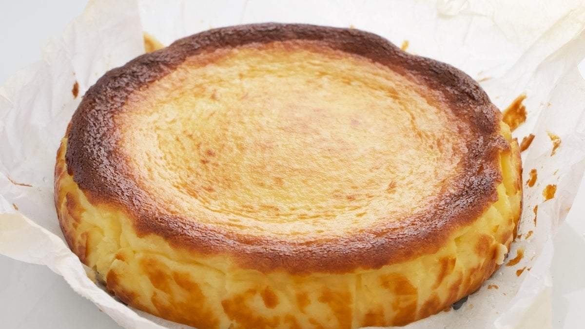 Budín de queso. Fuente: (X)