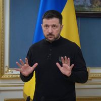 Zelenskyy dice que Ucrania está lista para un alto el fuego parcial tras acuerdo mediado por EU