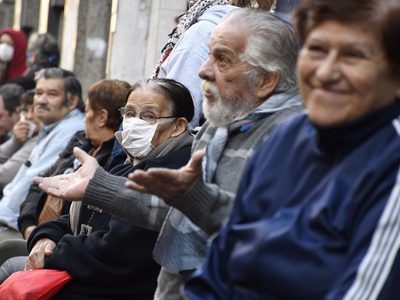 "El decreto número uno del 2021" convirtió en ley la nueva fórmula de movilidad jubilatoria