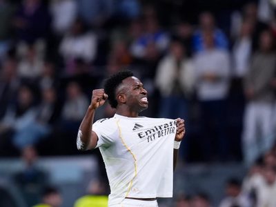 Real Madrid venció 3-2 al Atlético de Madrid en La Liga; Vinícius anotó dos goles
