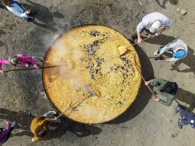 Paella gigante en Villa Pehuenia Moquehue, la antesala de la Fiesta Nacional del Chef Patagónico