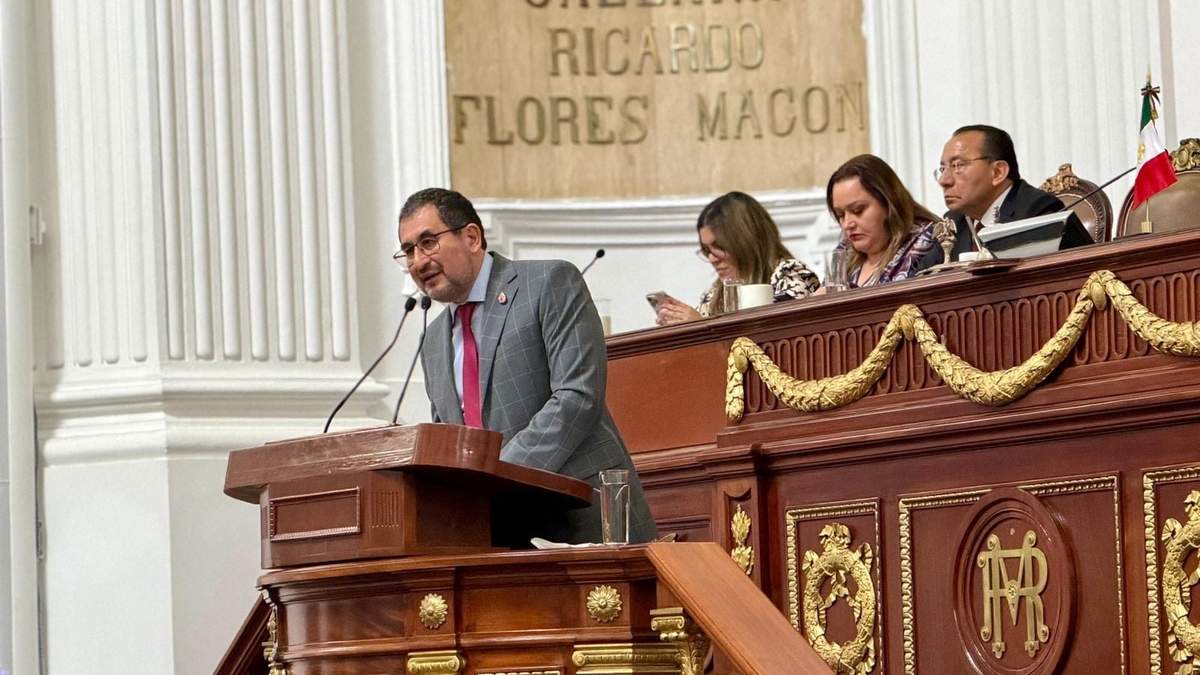 Comparece el secretario de Gobierno, César Cravioto