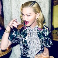 ¡No le importó nada! Madonna asistió al cumpleaños de un amigo en otro país