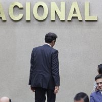 El INE multa a la coalición que abanderó a Riquelme en Coahuila por entrega de tarjetas