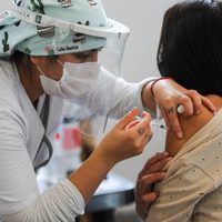 Carla Vizzotti reveló los resultados de la combinación de vacunas en Argentina