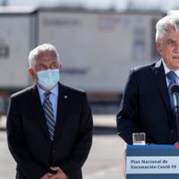 Chile: baja la tasa de contagios mientras llegan más vacunas contra el coronavirus