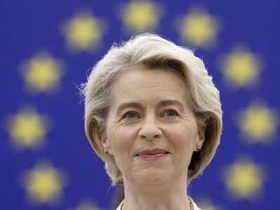 Eurodiputados reeligen a Ursula von der Leyen como presidenta de la Comisión Europea