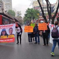 Con bloqueo vial en CDMX, familias buscadoras exigen a jueces que autoricen diligencias pendientes