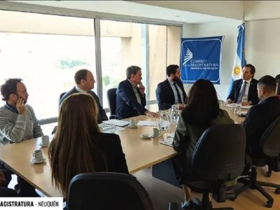 El fiscal general de Neuquén dijo que necesitará tres cargos de fiscal para investigar microtráfico de drogas