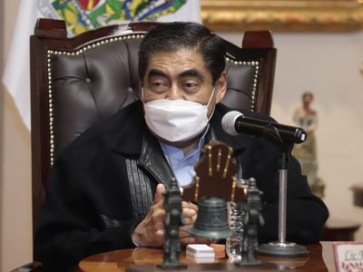 Diputada suplente de Morena vendía armas a bandas criminales: Barbosa