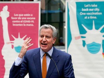 Nueva York pagará 100 dólares a quienes se vacunen contra el covid-19