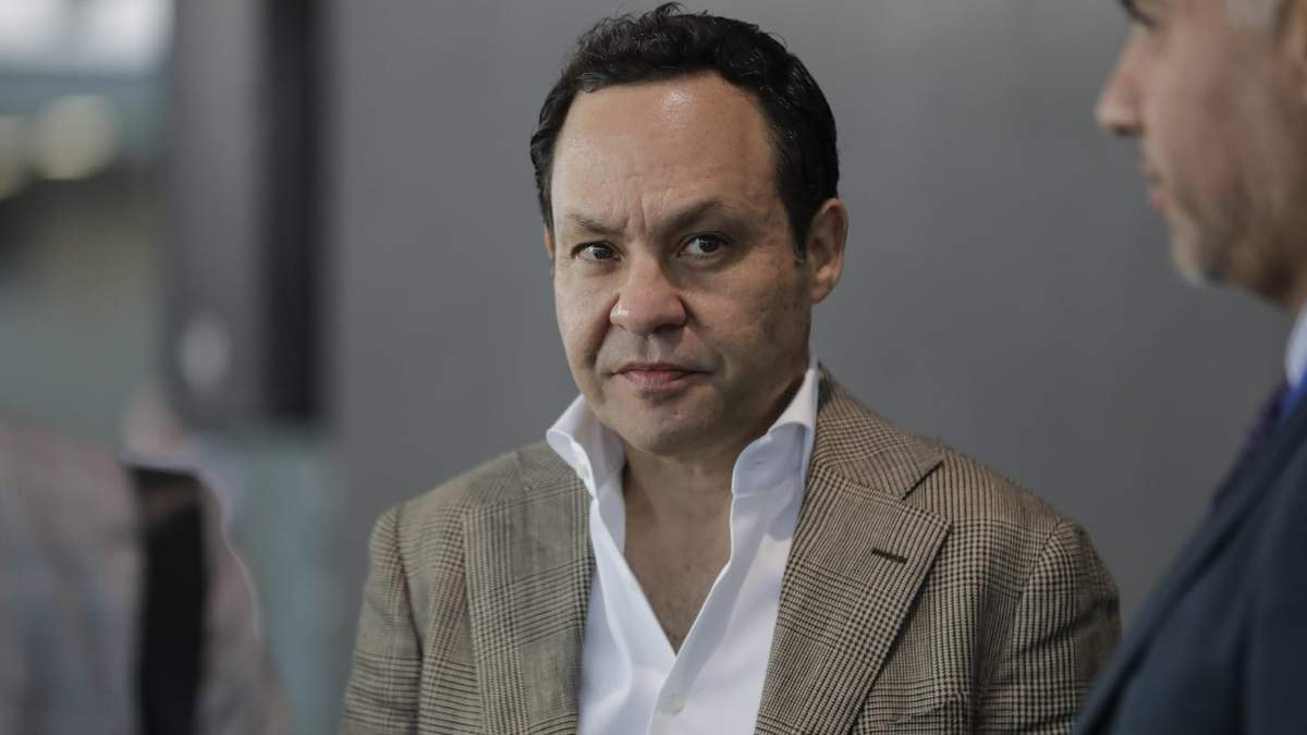Entrega cuentas desbordadas de optimismo: Clemente Castañeda critica primer informe de Sheinbaum